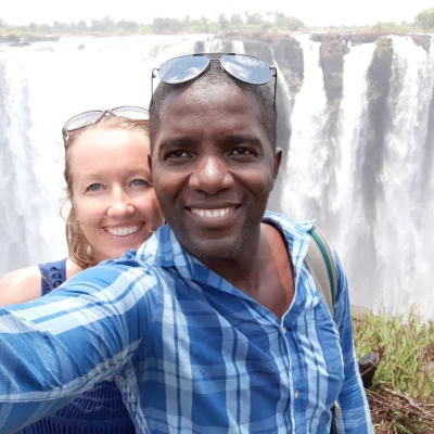 Zuzana coaching, consistency, loving life. Screw being unhappy podcast guest. Zuzana Mukumayi, productivity and habit change coaching